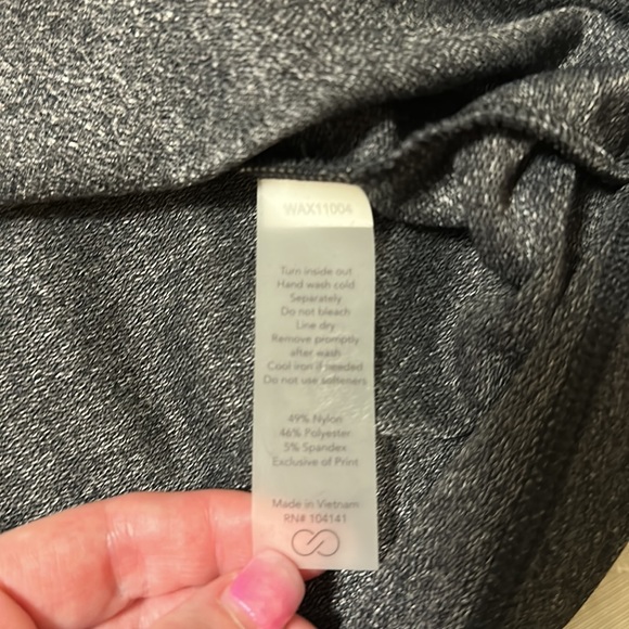 Calia by Carrie Underwood Pullover - Picture 6 of 8